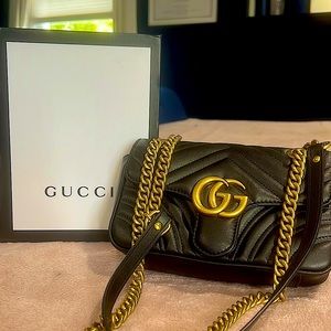 GG Marmont Super mini bag ( Gucci )